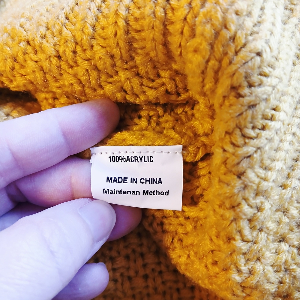 Zesica Cozy Mustard Turtleneck Sweater Size Large - Picture 4 of 5